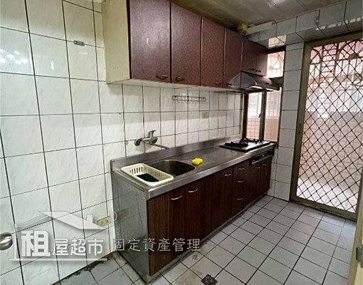 《民安西路寬敞電梯4+1房》 - Image 10