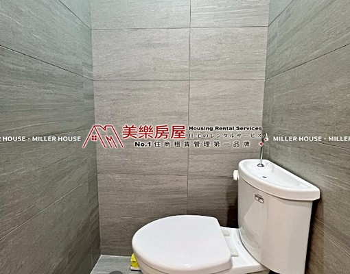 美樂*近昆陽MRT*南港裝潢美一樓有地下室空間大4房*可停車 - Image 8