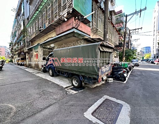 美樂*近昆陽站*南港精裝大4房*1.5衛浴*可停車*採光佳* - Image 9