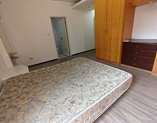 捷運G12中正商圈~綠園邸優質四房車含車含管 - Image 9