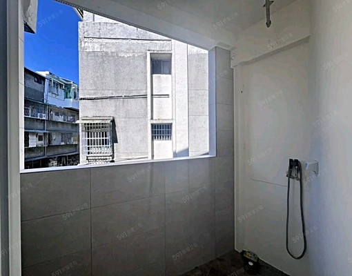 近福和橋站可租補新裝潢溫馨採光佳獨立大陽台套房大空間代收垃圾 - Image 3