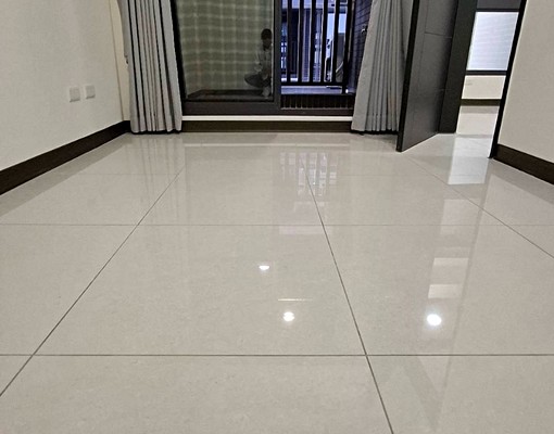 可租補~含管、全新裝潢三房十平車 - Image 10