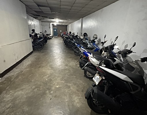 鬧中取靜-設備全,室內機車位大空間 - Image 16