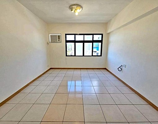 汐止車站新昌路金點方正3房(可租補) - Image 1