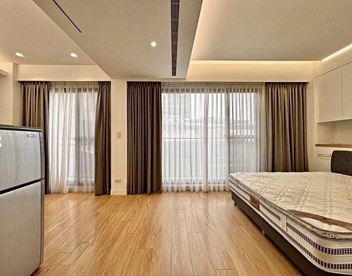 中美街向上市場✨超美大2房✨質感裝潢有電梯 - Image 1