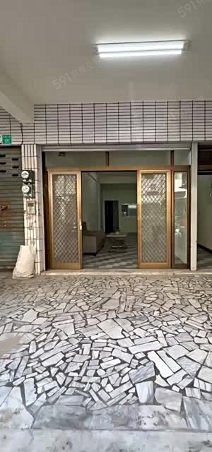 台南安平區市政商圈（近科工區）一樓整層店住雙用宅 - Image 1