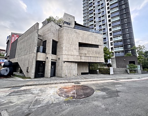 室內B1坡平大車位｜海山中華路口｜土城房仲阿發 - Image 2