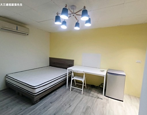 近板橋站大遠百小資族溫馨獨立女性套房大空間可代收垃圾 - Image 3