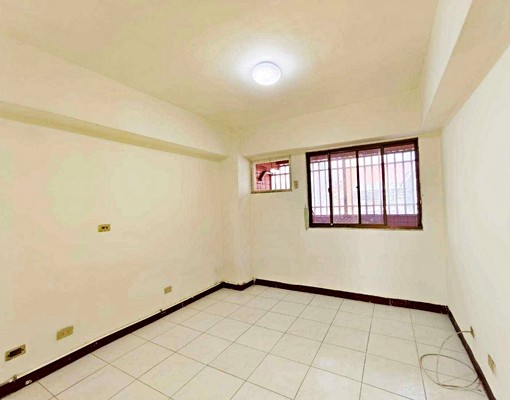 可租補/台電/長安街面寬方正採光4房電梯華廈 - Image 13