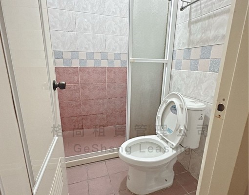 e竹科透天家俱電齊全//5房 - Image 10