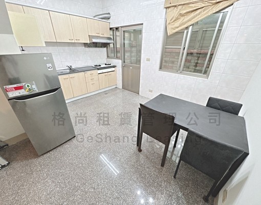 e竹科透天家俱電齊全//5房 - Image 3