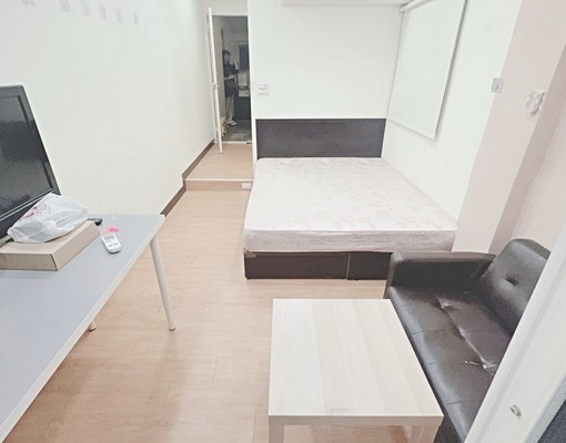 市政府捷運5分鐘全新裝潢有獨立陽台水泥隔間大坪數獨立套房 - Image 6