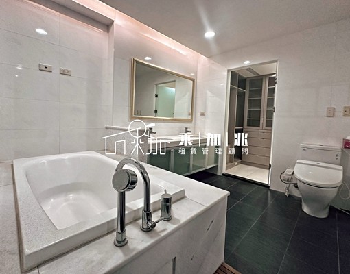 💥乘加兆小萬💥永康區房質感透天宅✅學區✅烤箱✅浴缸 - Image 5