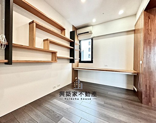 W亞太美國學校.家樂福.科大生活圈｜稀有2+1房｜含車位 - Image 8