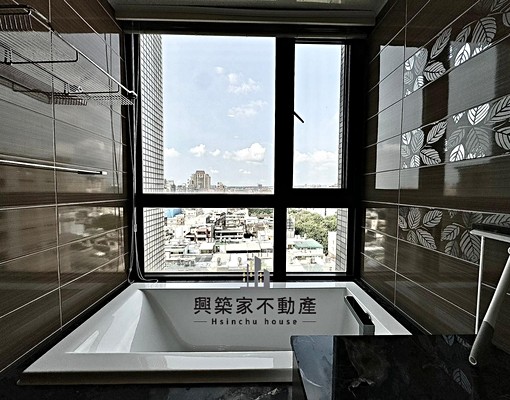 W亞太美國學校.家樂福.科大生活圈｜稀有2+1房｜含車位 - Image 13