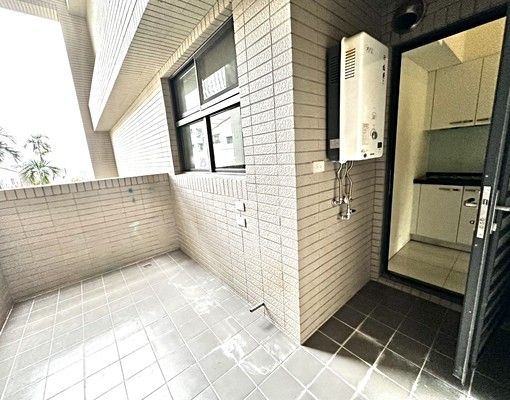 安東社宅/南崗輕屋齡溫馨2房附近好停車/免仲可補 - Image 5