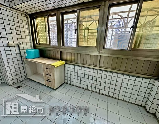 《捷運幸福站明亮3房》 - Image 3