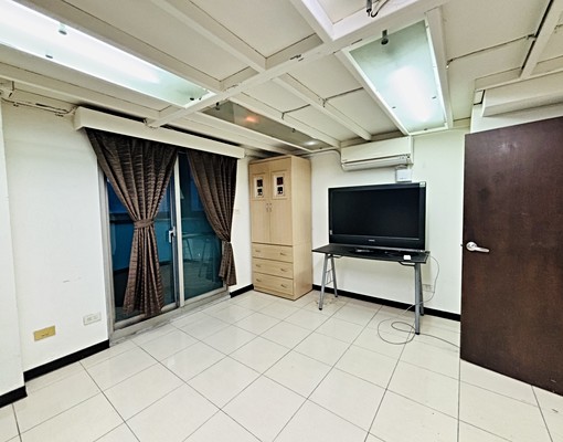 新店潭天💫電梯樓中樓3房💫可請租補💫高層景觀 - Image 9