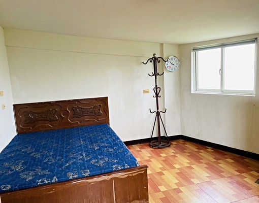 新屋近景碩套房出租家電傢俱全配,有車位 - Image 8