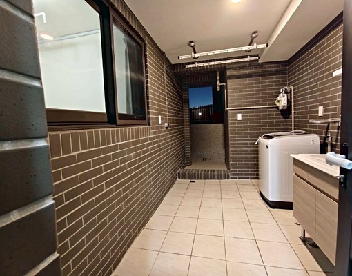 {聯悅臻}超美朝南露台戶3房全配租金25000元含車含管 - Image 13