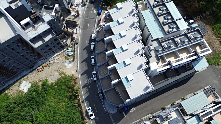 龍磐富居實景圖