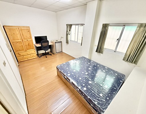 【可租補】子母車✔室內停車位✔中國醫✔大間✔採光棒✔獨曬 - Image 1