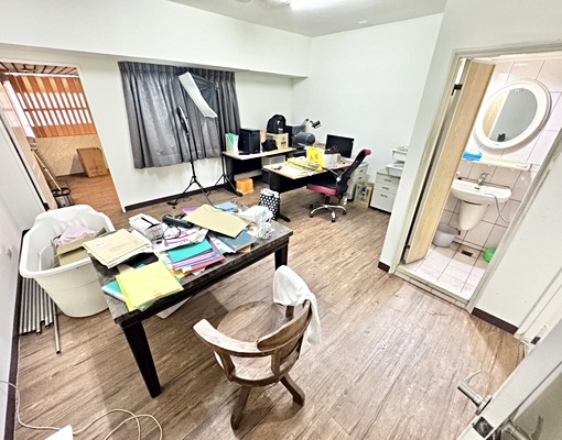 社區樓店~可自住可營業~勿殯葬.八大行業 - Image 11