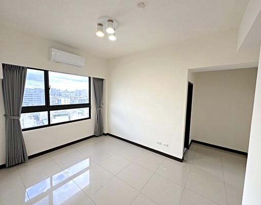 昌隆廣場上興外棟採光美三房~空屋出租 - Image 3