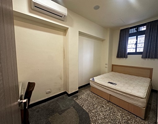 大橋頭捷運家樂福商圈~大雅房(大客廳.兩間衛浴.陽台.廚房) - Image 6