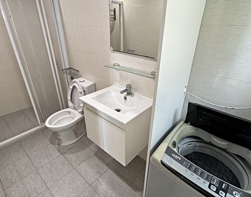 文心路捷運.獨洗獨曬.大空間.乾濕分離 - Image 3