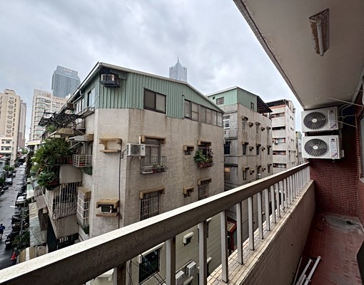 四維四三多商圈電梯採光3房近捷運輕軌新崛江📞愛窩 - Image 14