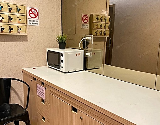 市府站、大面採光、管理收垃圾、可短租(另議)209 - Image 7