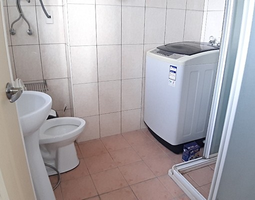 巨城旁電梯套房.獨洗 - Image 4