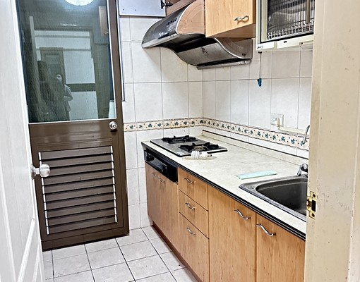 星鴻社宅/精美電梯兩房 - Image 11