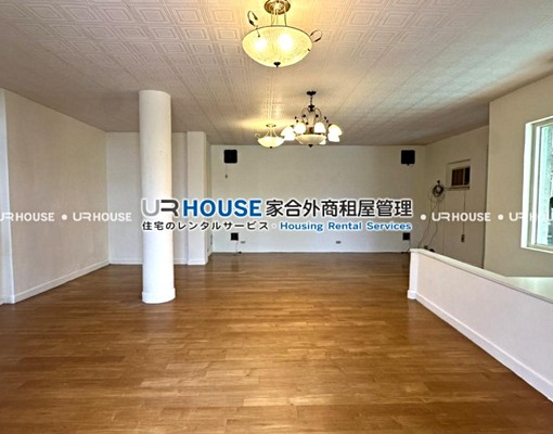 BigHousew/swim/poolview - Image 1
