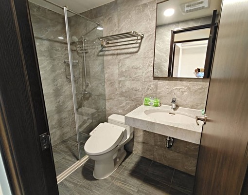 高大特區兩房平車有附家電 - Image 5