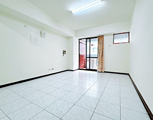 儀芯❤️台中高工🙋♀️室內28坪|入門玄關超大三房車位 - Image 2