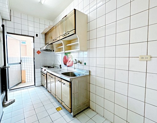 儀芯❤️台中高工🙋♀️室內28坪|入門玄關超大三房車位 - Image 8