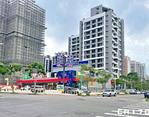 鉅虹水岸岩|5.5米黃金店面|平面車位 - 591租屋網 - Image 5