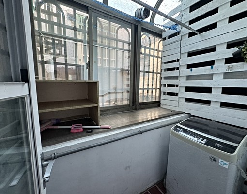 獨立洗衣機。採光佳、好停機車 - Image 5