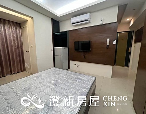 近城隍廟/大遠百/可租補報稅/專屬室內機車位/台水電/有警衛 - Image 2
