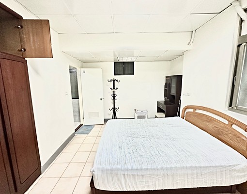 新埔站低樓層對外窗可租補 - Image 2