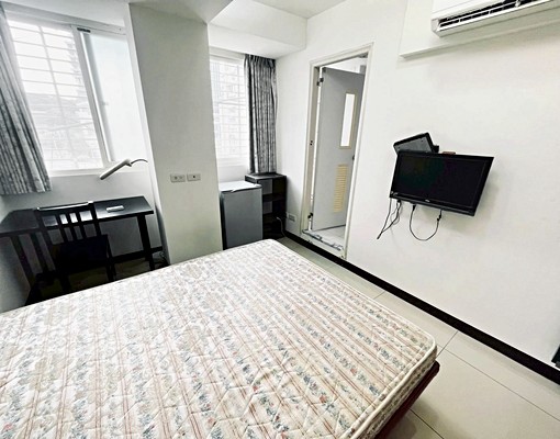 免佣）近捷運南港【超值租案】衛浴開窗★女性專屬★小資首選 - Image 1