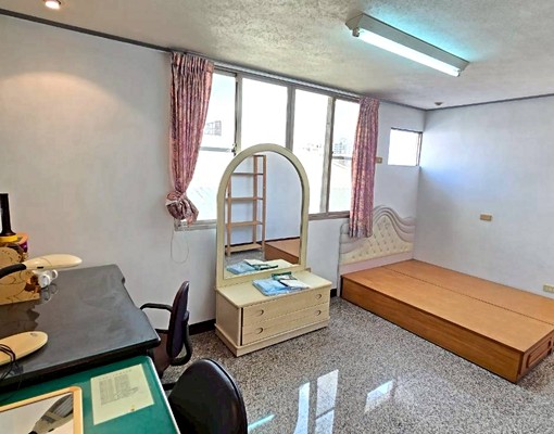 【大晟社會住宅】永康國光靜巷車庫大透天可租補 - Image 8