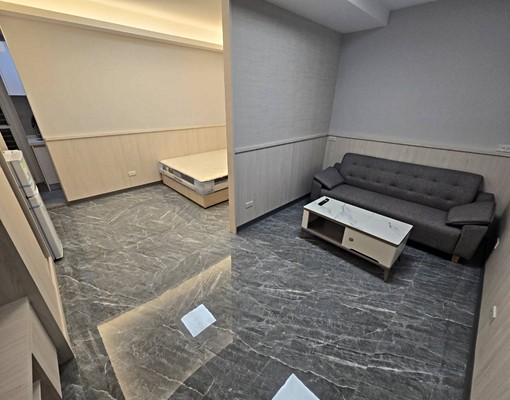 全新裝潢1房1廳可租補/家電、家具一應具全/三分鐘到台北 - Image 1