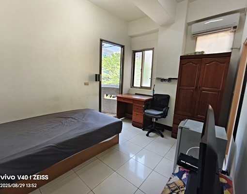 電梯陽台套房/園區/清交大 - Image 1