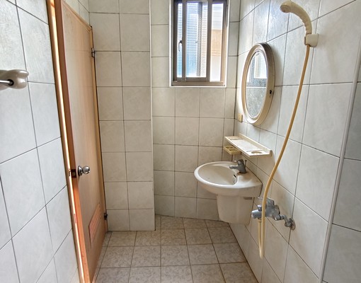 可租補/電梯大套房/近園區近清交 - Image 3