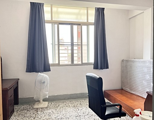 成大巷弄透天(租) - Image 5