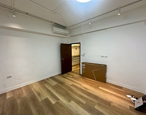 新莊站｜全新裝潢·可租補/報稅/寵物/開伙·公寓一樓獨洗曬 - Image 2