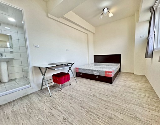 大兩房一廳✨陽台獨洗曬✨流理臺✨變頻冷氣✨管理員✨火車站旁 - Image 5